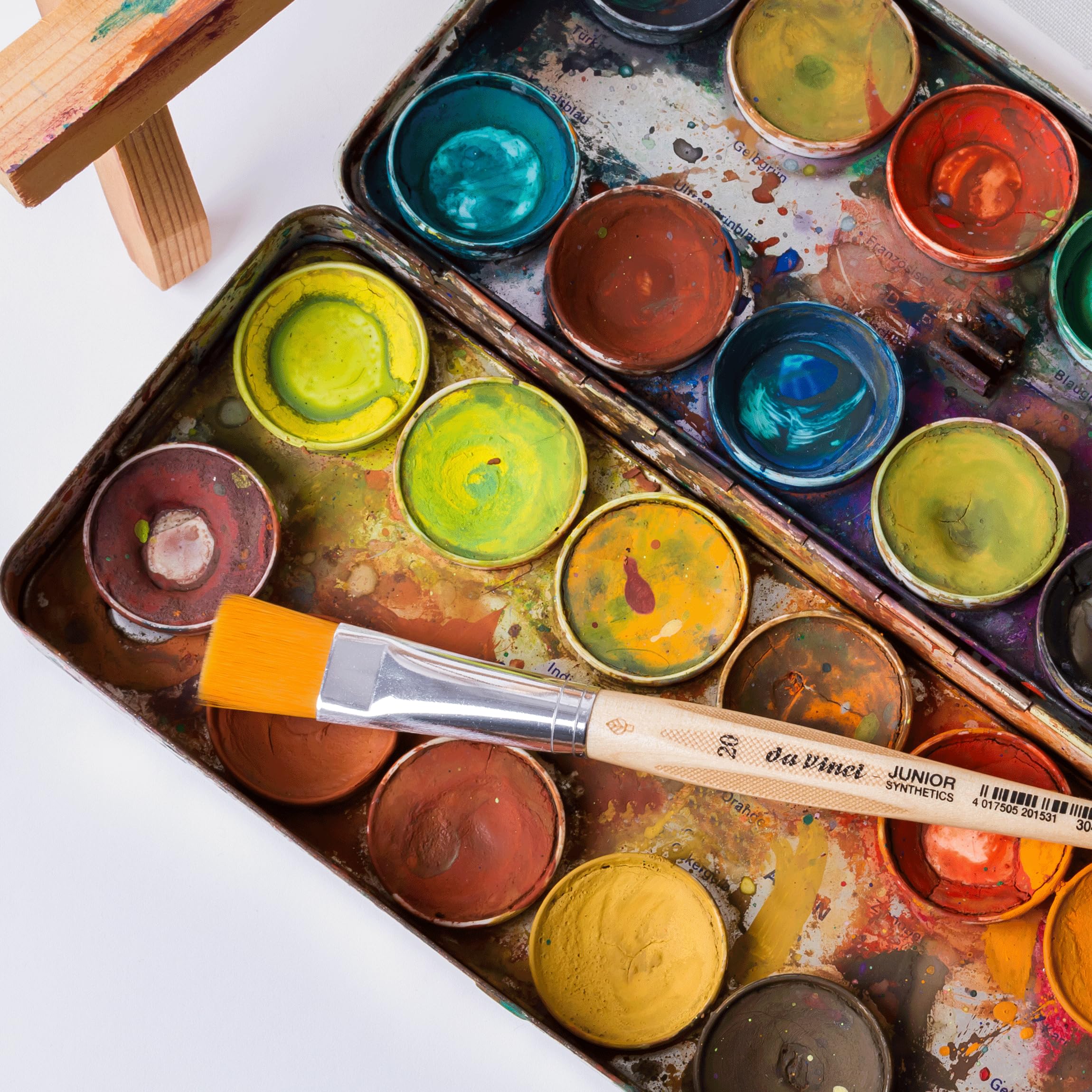 da Vinci Student Series 304 Junior Paint Brush, Flat Elastic Synthetic with Lacquered Non-Roll Handle, Size 2 - Image 6